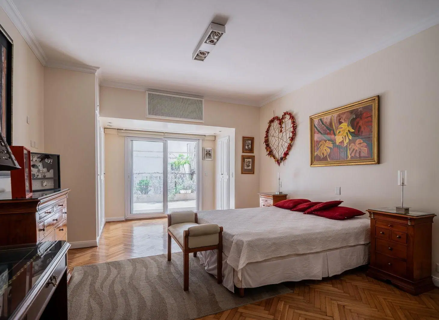 Departamento en venta en Palermo Nuevo. 3 dormitorios. Balcón terraza. 2 cocheras. Seguridad 24hs. 2