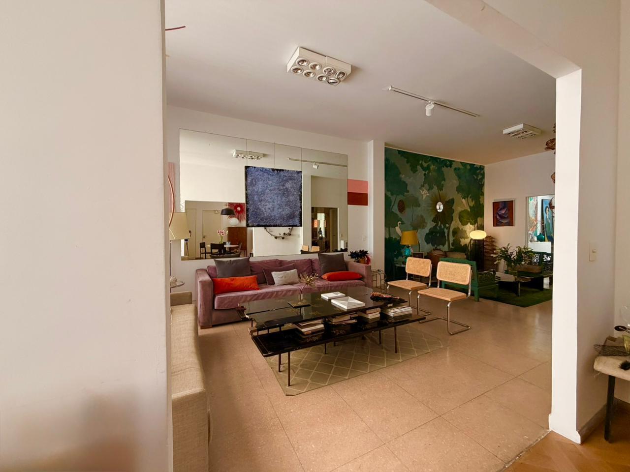Foto de Departamento Racionalista en venta en Retiro. 2 Dormitorios. Luminoso., imagen 4