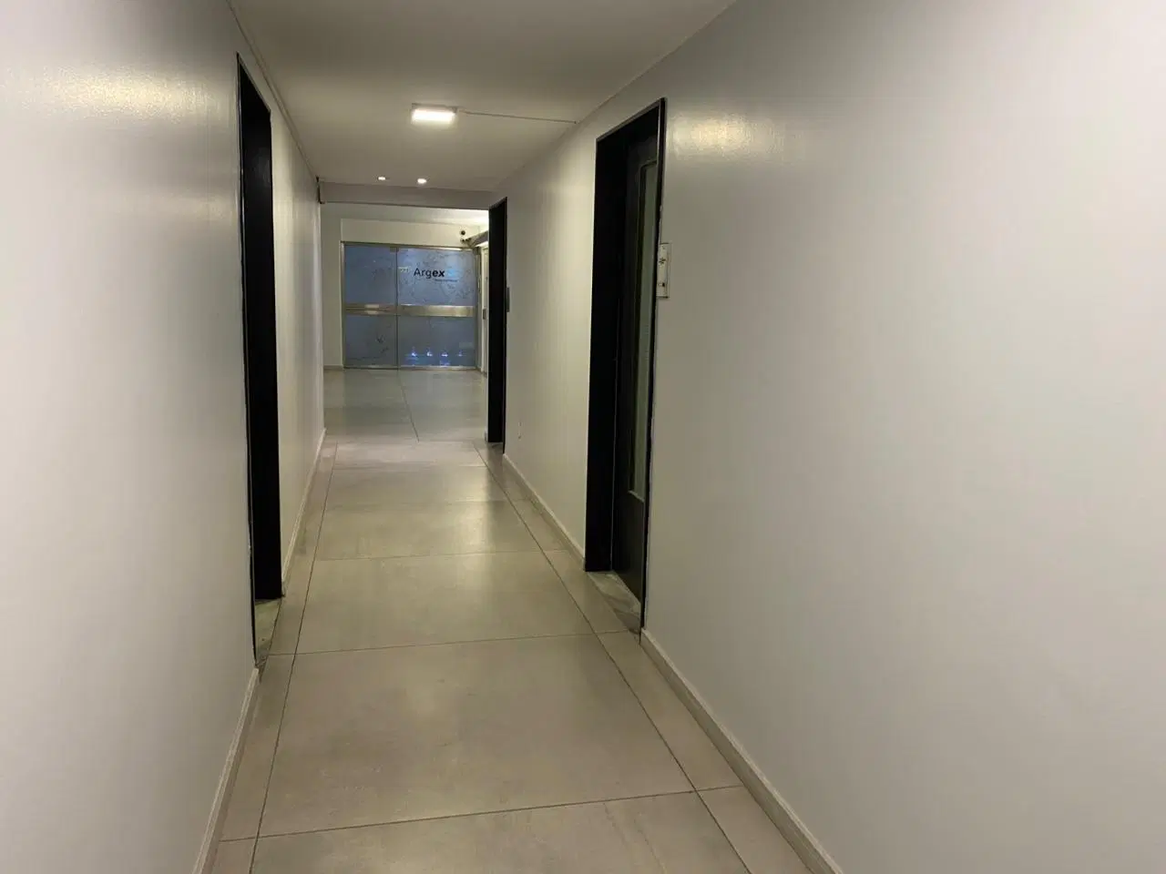Oficina en Retiro 5