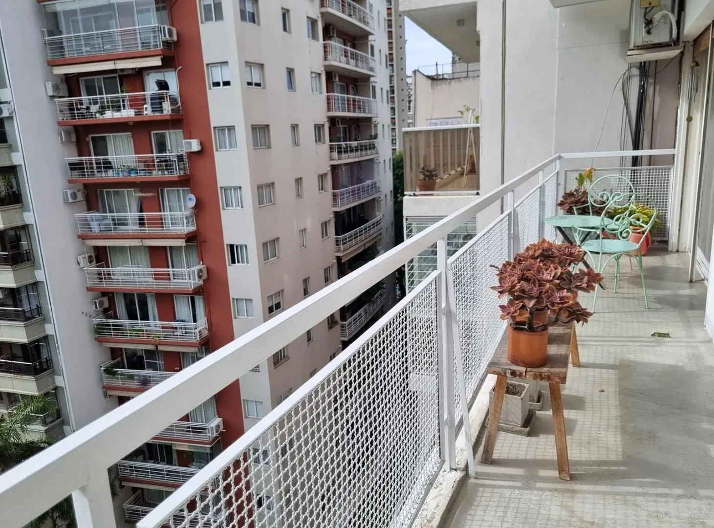 Departamento en venta en Palermo. Piso Alto. 3 ambientes. Toilette. Seguridad. 5