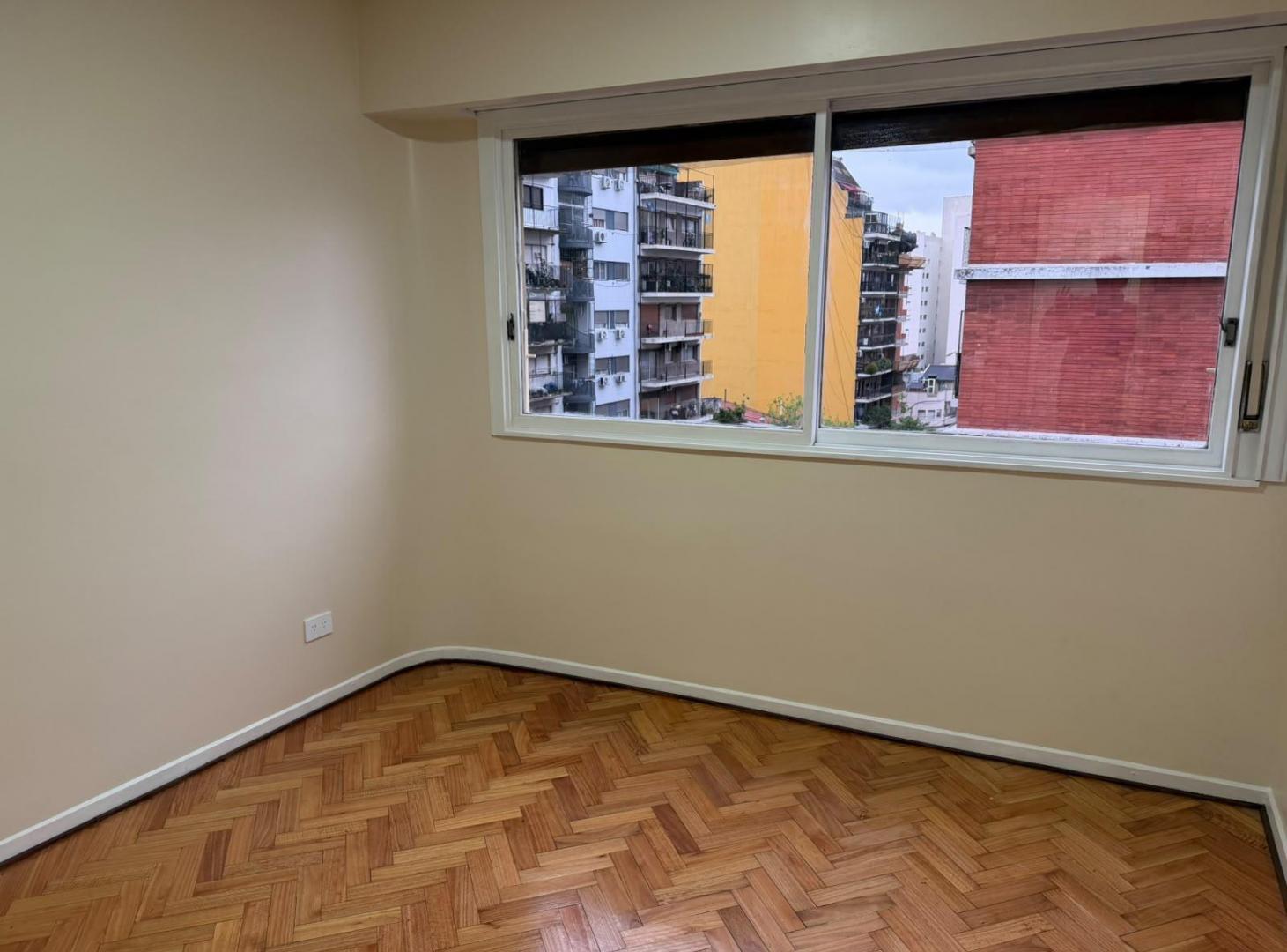 Foto de Venta Departamento Tres Ambientes con Cochera, imagen 3