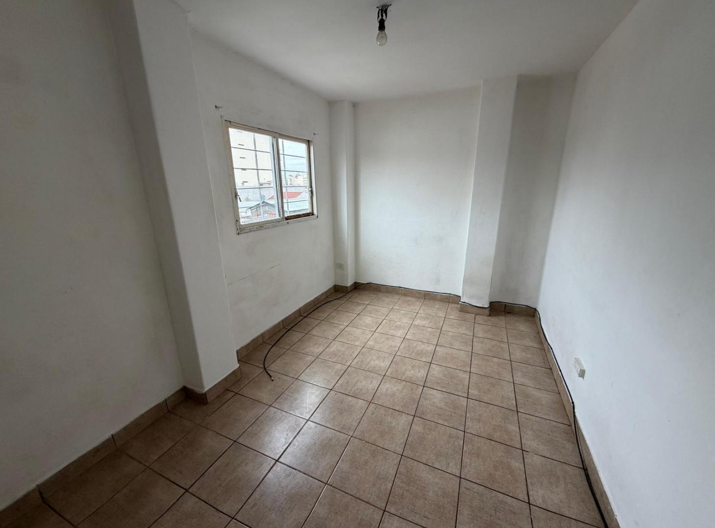 Foto de Departamento en Alquiler Dos Ambientes Balcon Terraza Escritorio Villa, imagen 5