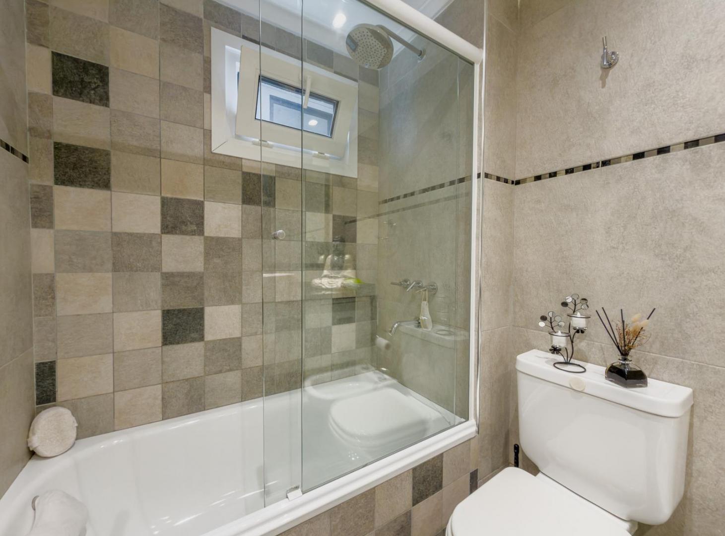 Foto de Venta - Departamento - 3 Ambientes - Mataderos - Cochera Cubierta, imagen 2