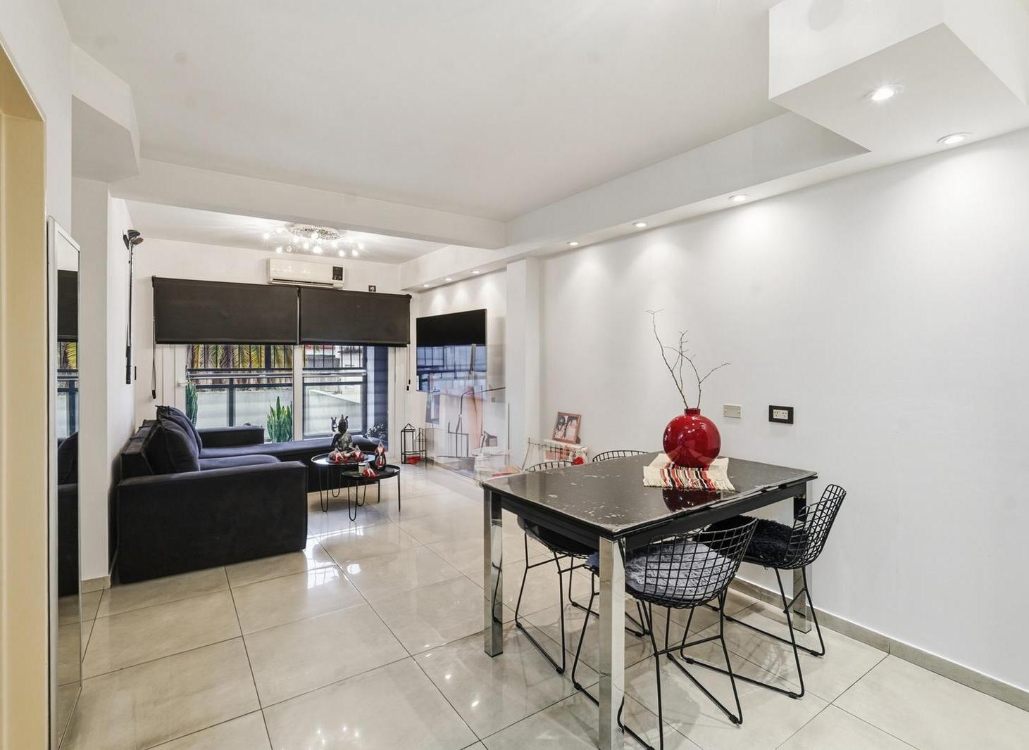 Foto de Venta - Departamento - 3 Ambientes - Mataderos - Cochera Cubierta, imagen 3