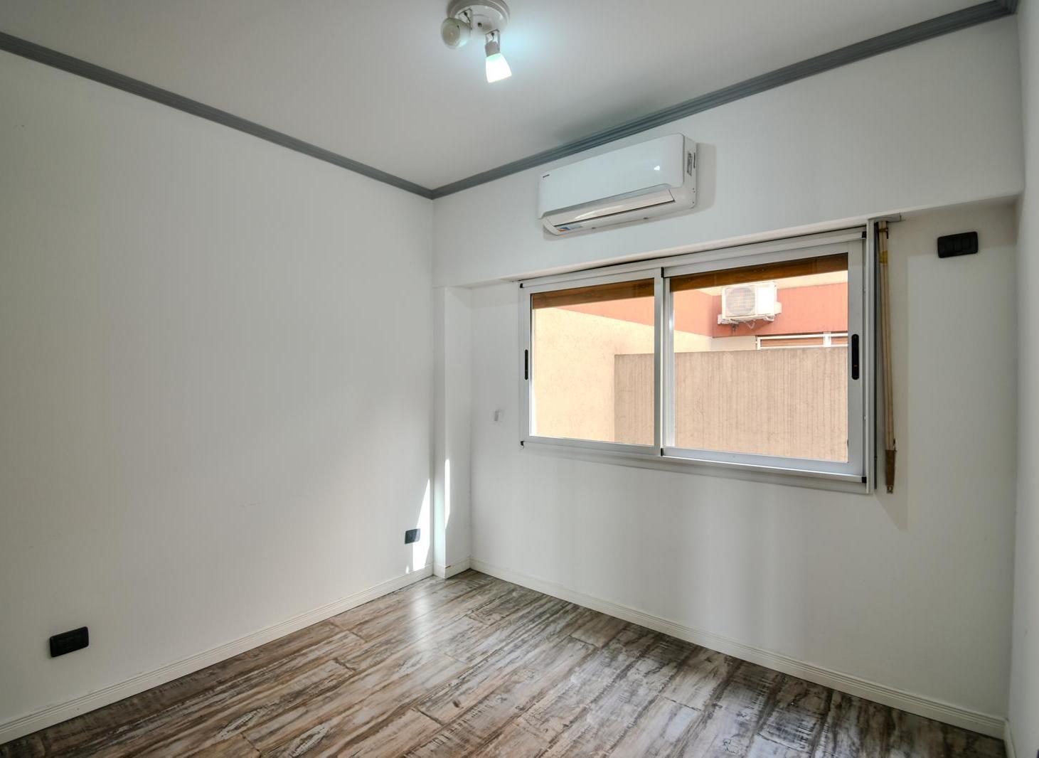 Foto de Departamento 3 ambientes con cochera en Barrio Naón - Mataderos, imagen 3