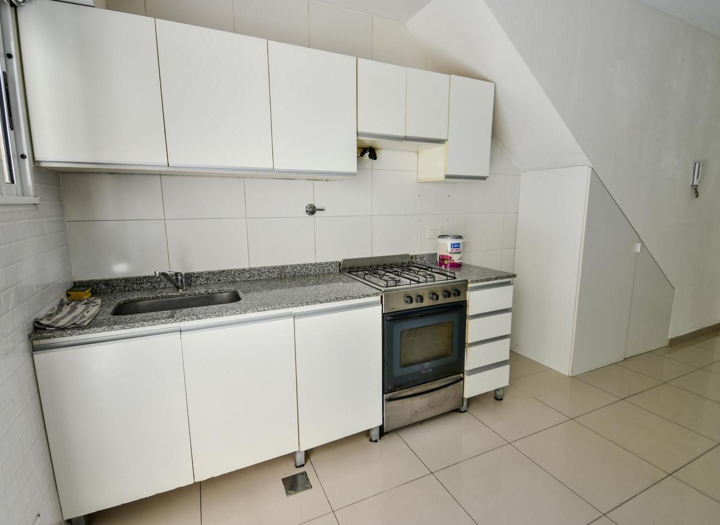 Foto de Venta departamento Mono Ambiente con patio- Villa Luro - Apto Credito, imagen 4