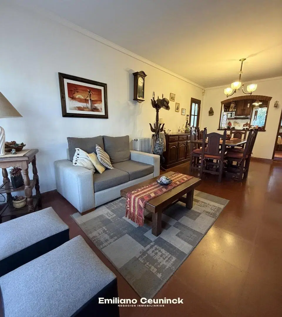 ¡Hermoso Chalet 3 Ambientes con patio y parrilla - Listo para habitar y disfrutar! 2