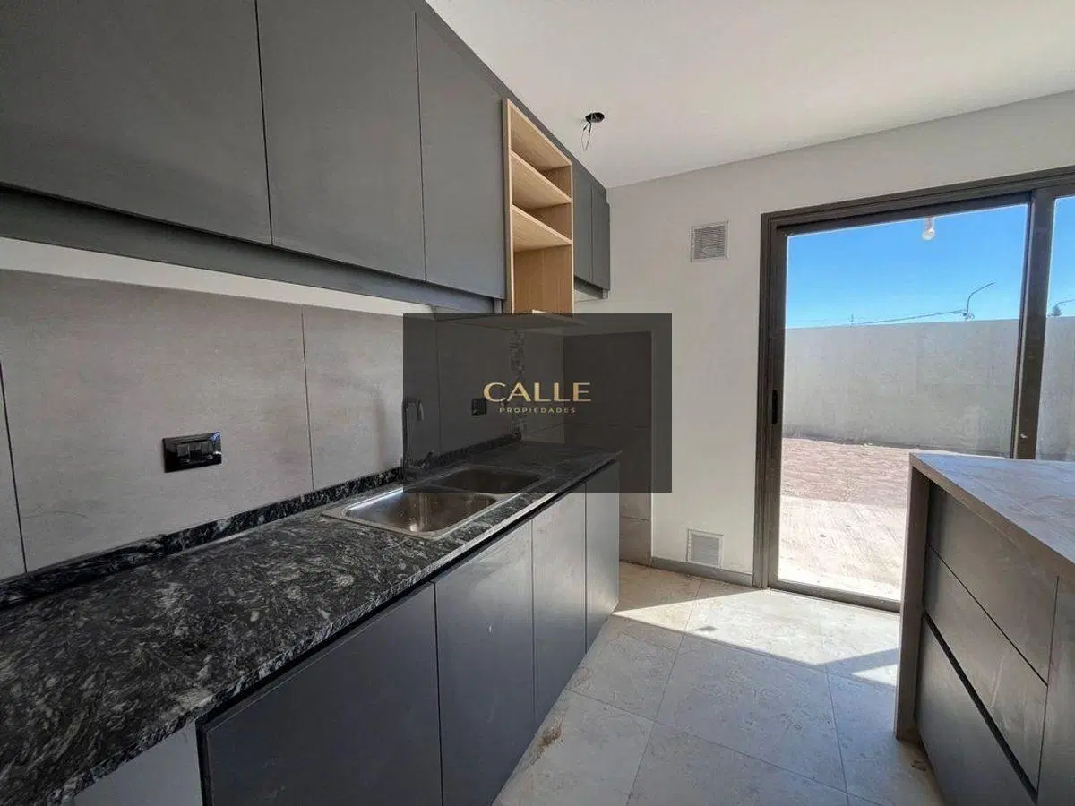 Duplex en venta barrio privado 8
