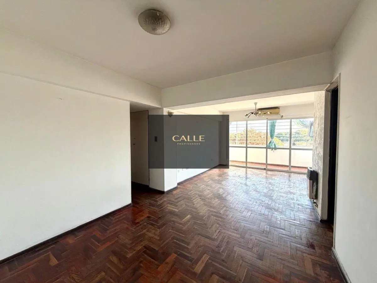 Departamento en venta c/ cochera en 1.ª Sección Parque Central 5