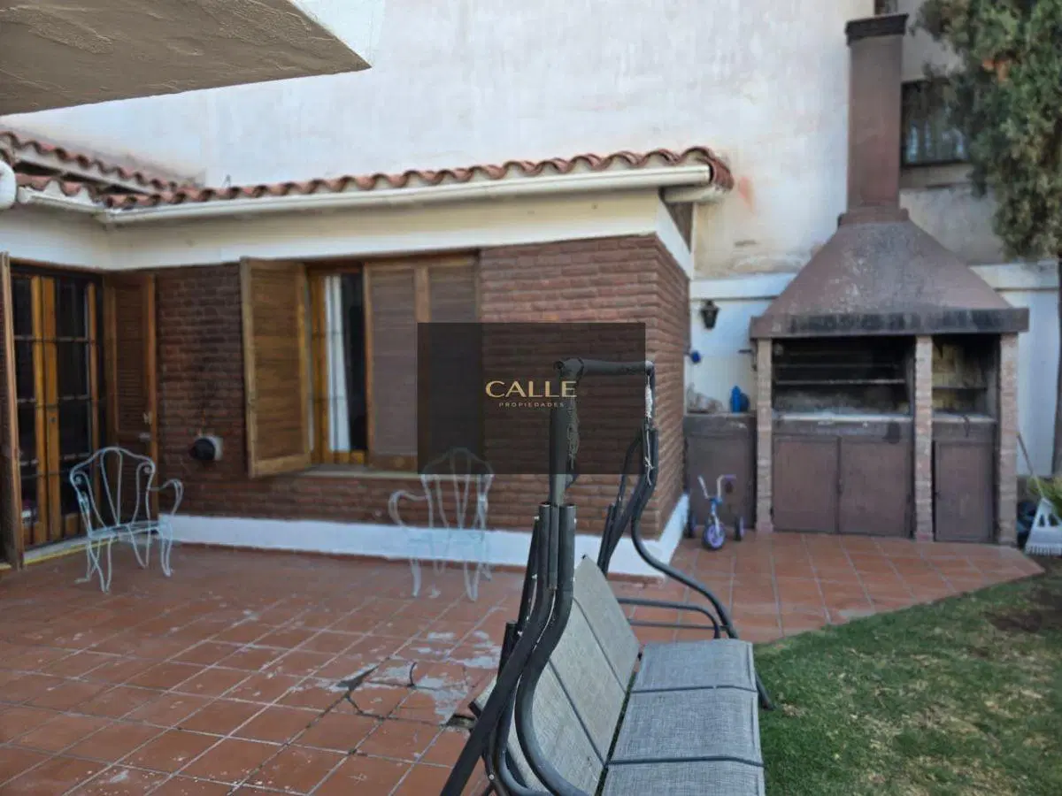 Casa en venta c/ cochera en 6.ª Sección Residencial Norte 4