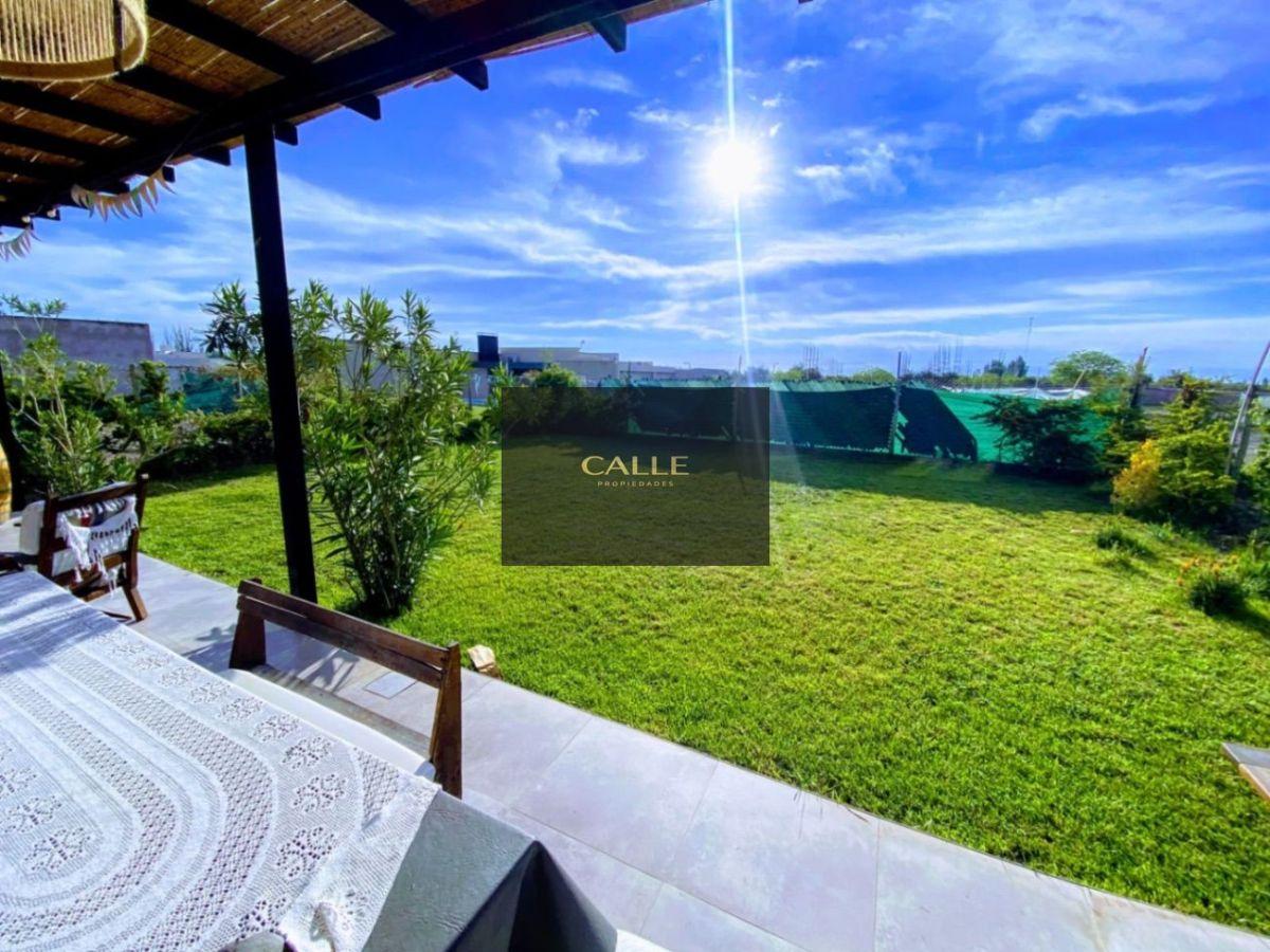 Foto de Casa en alquiler c/ cochera en Maipú, imagen 5