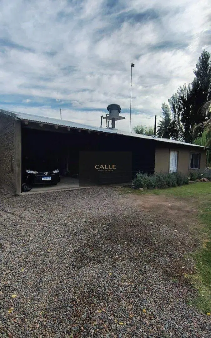Casa en venta c/ cochera en Maipú 8
