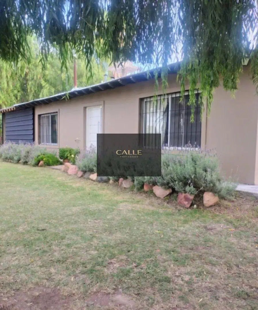 Casa en venta c/ cochera en Maipú 4