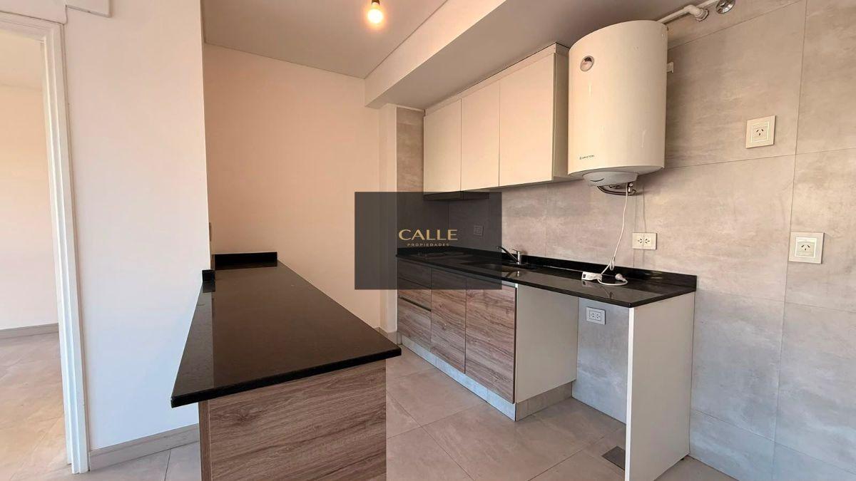 Foto de Departamento en alquiler c/ cochera en 6.ª Sección Residencial Norte, imagen 2