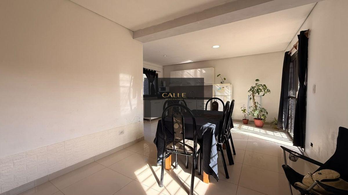 Foto de Casa en venta c/ cochera en Maipú, imagen 1