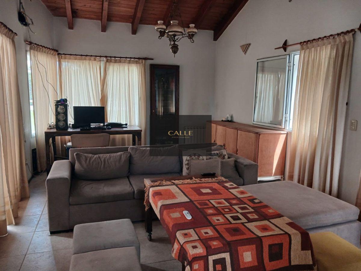 Foto de Casa en venta c/ cochera en Luján de Cuyo, imagen 1