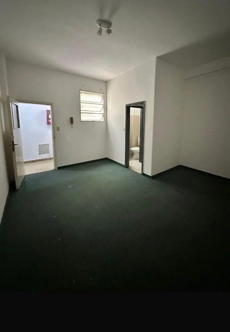 OFICINA EN VENTA | 19 m² + BAÑO PRIVADO | USD 17.000 5