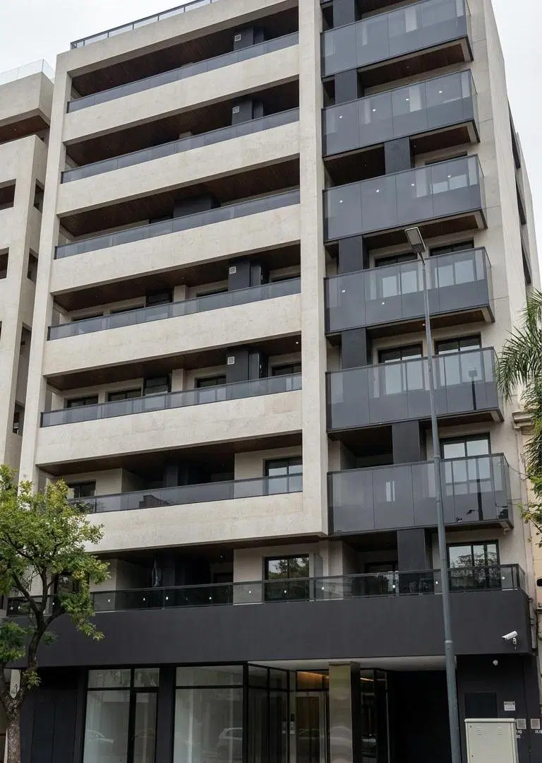 Última disponibilidad de 2 Dor. Externo !! El edificio cuenta con parking. Nueva Córdoba!! 1