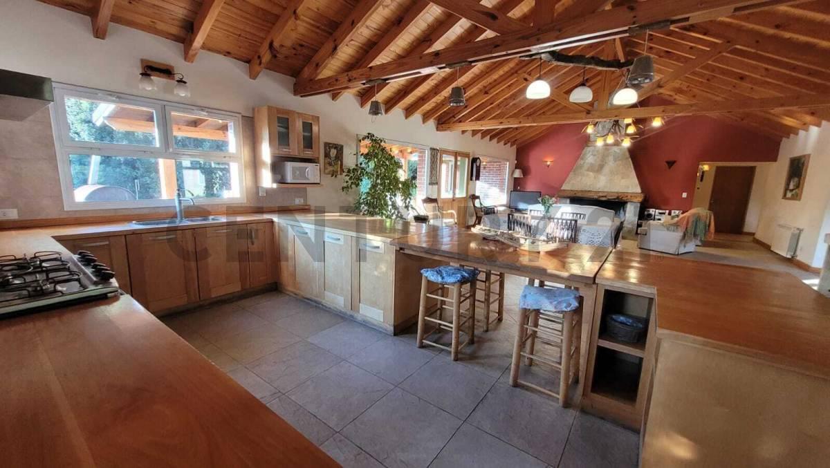Foto de VENTA Exclusiva Casa en San Martín de los Andes | 3 Hectáreas, Piscina, imagen 4