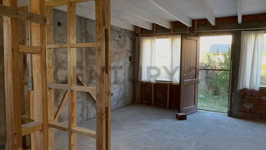 VENTA COMPLEJO DE 3 CASAS SAN MARTIN DE LOS ANDES . INVERSION