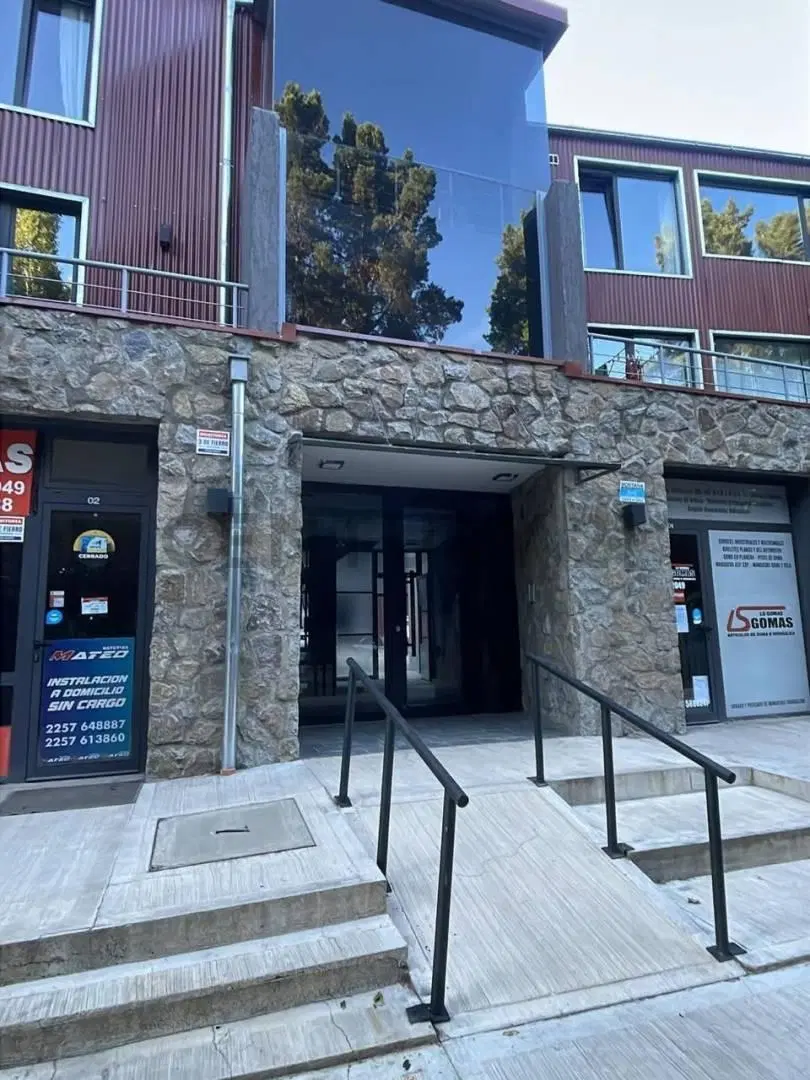 VENTA DEPARTAMENTO EN SAN MARTÍN DE LOS ANDES. CASCO CENTRICO 3