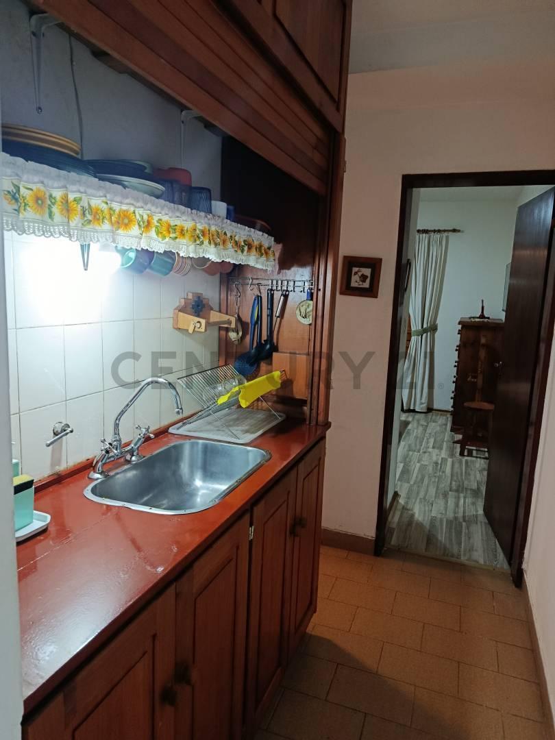 Foto de VENTA DEPARTAMENTO SAN MARTIN DE LOS ANDES . CASCO CENTRICO, imagen 3
