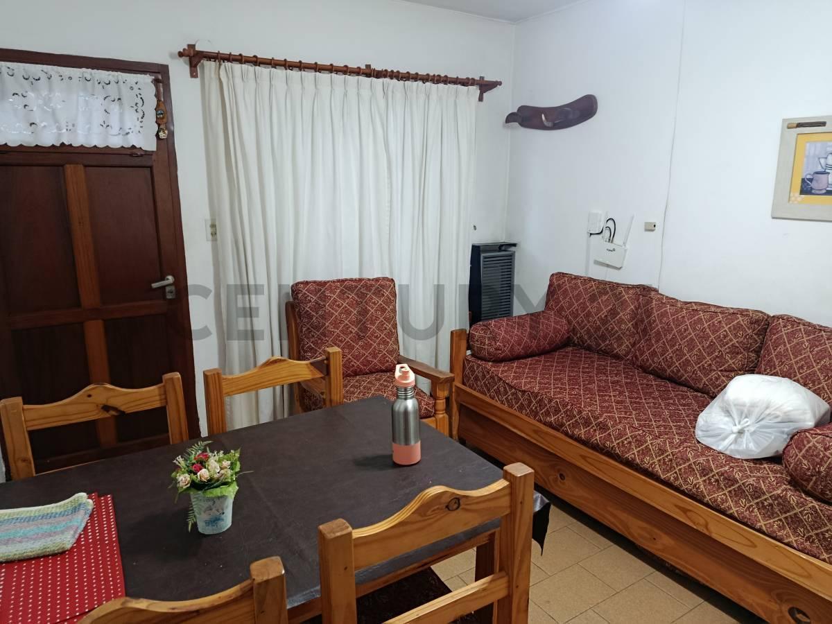 Foto de VENTA DEPARTAMENTO SAN MARTIN DE LOS ANDES . CASCO CENTRICO, imagen 2