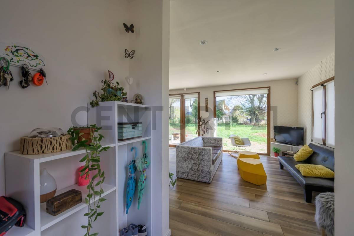 Foto de VENTA CASA SAN MARTIN DE LOS ANDES. A ESTRENAR , BARRIO LA CASCADA, imagen 2