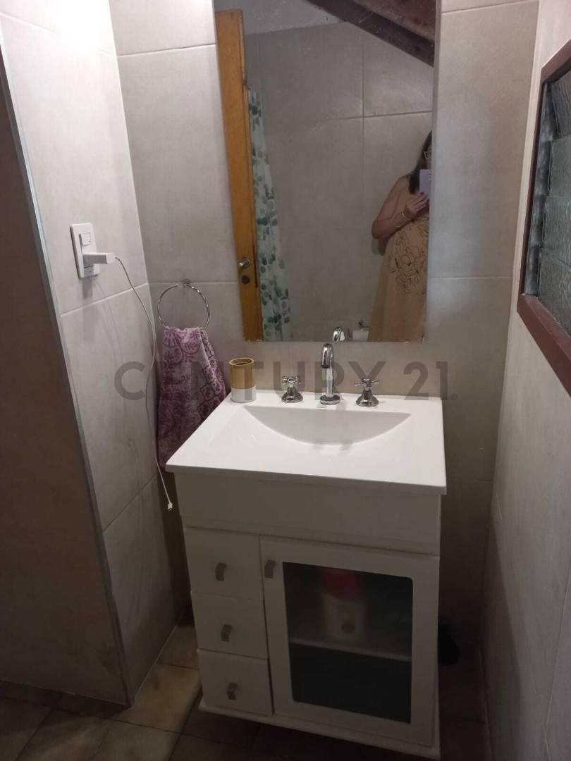 Foto de VENTA DEPARTAMENTO SAN MARTIN DE LOS ANDES. ZONA CENTRO, AV. KOESSLER., imagen 2