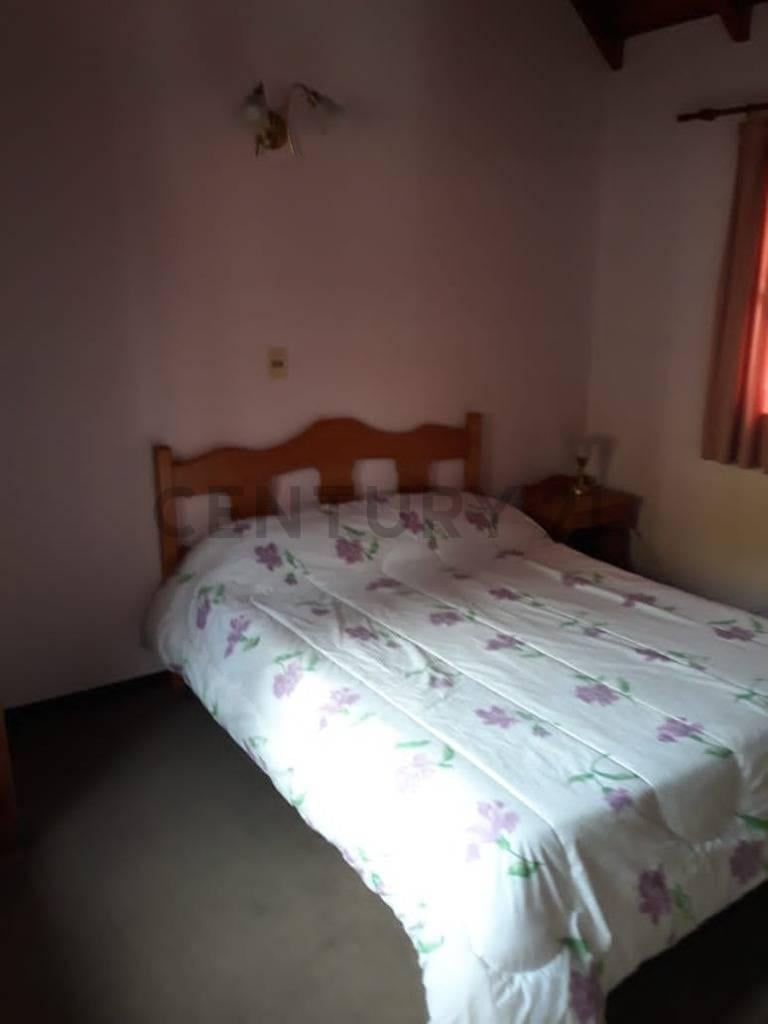 Foto de VENTA CASA SAN MARTIN DE LOS ANDES .CASCO CENTRICO, imagen 3