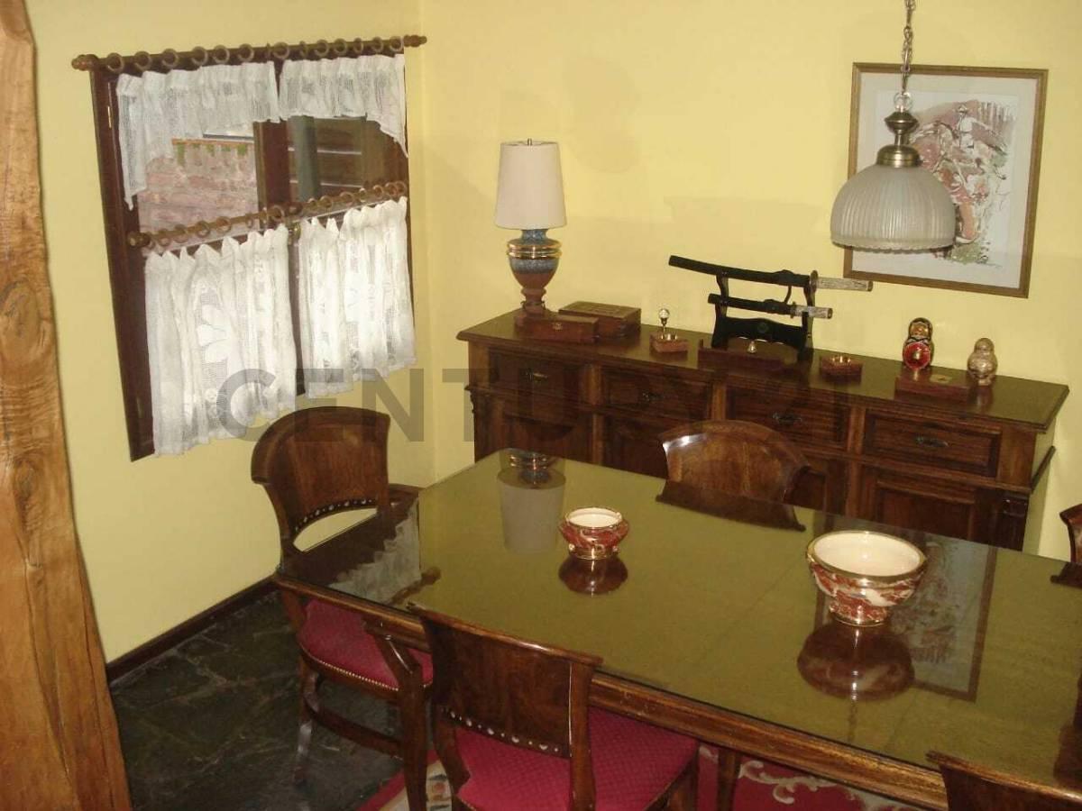 Foto de VENTA CASA SAN MARTIN DE LOS ANDES .CASCO CENTRICO, imagen 2