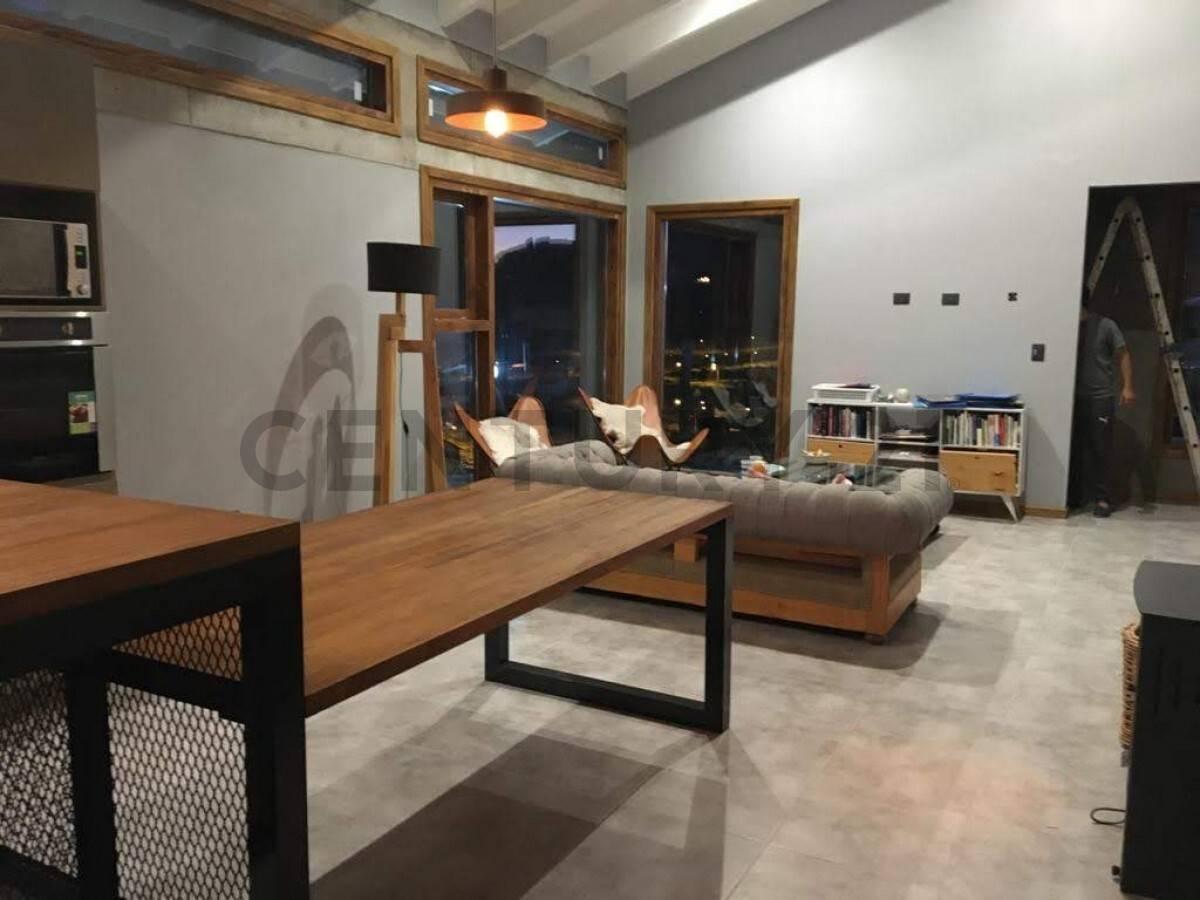 Foto de VENTA CASA SAN MARTIN DE LOS ANDES. OPORTUNIDAD - 2 CASAS EN VENTA EN, imagen 5