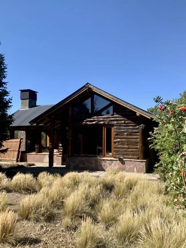 Foto de VENTA CASA VILLA HUECHULAFQUEN CON COSTA DE RIO - Junín de los Andes, imagen 3