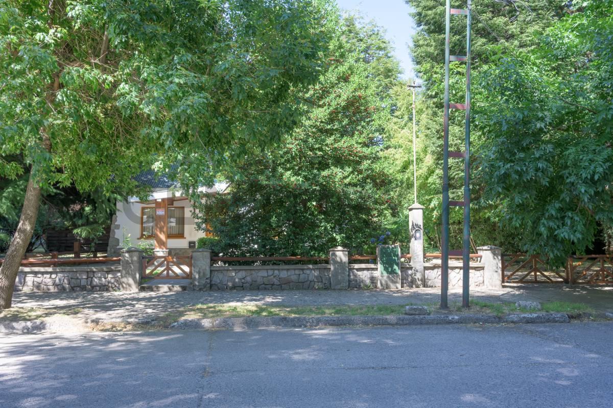 Foto de VENTA TERRENO SAN MARTIN DE LOS ANDES. CASCO CENTRICO., imagen 2