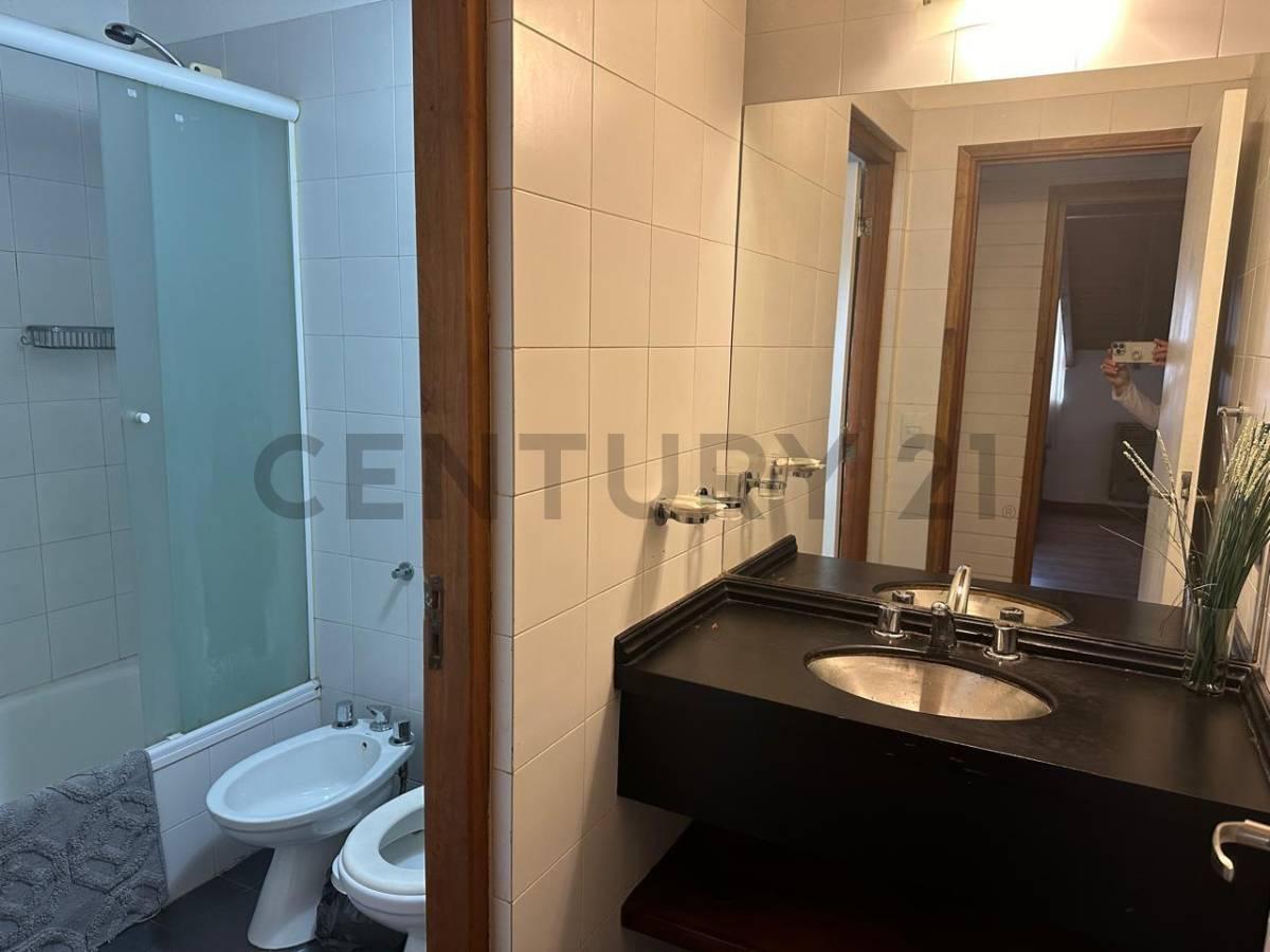 Foto de VENTA DEPARTAMENTO SAN MARTIN DE LOS ANDES. CASCO CENTRICO, imagen 4