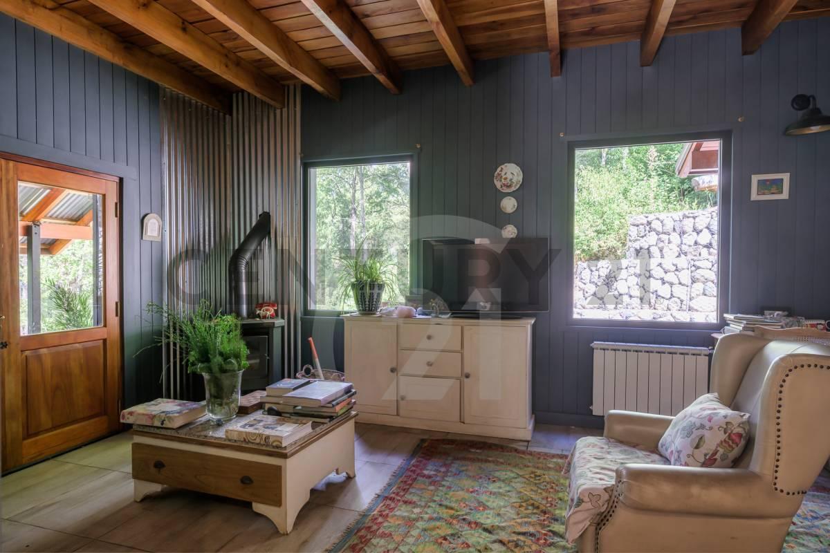 Foto de VENTA CASA SAN MARTIN DE LOS ANDES . BARRIO LOS ROBLES, imagen 1