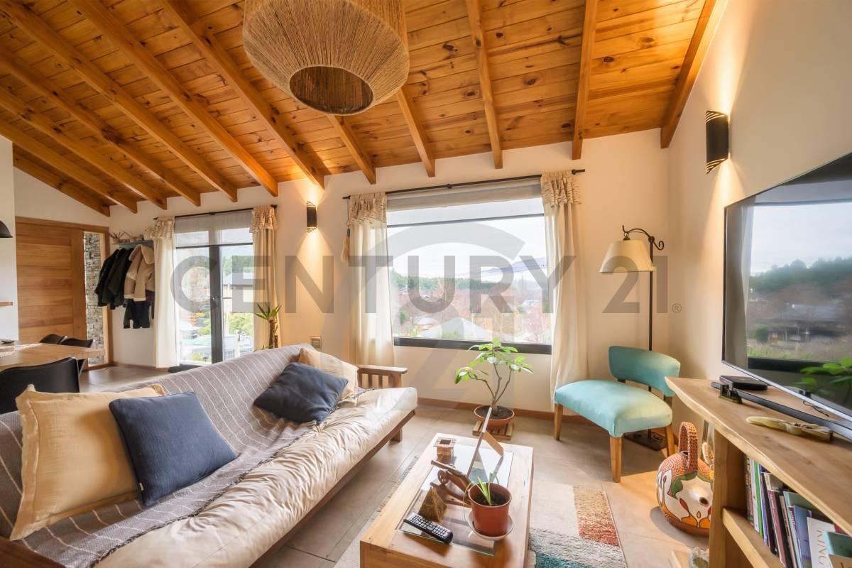 Foto de VENTA CASA SAN MARTIN DE LOS ANDES . BARRIO KALEUCHE, imagen 1