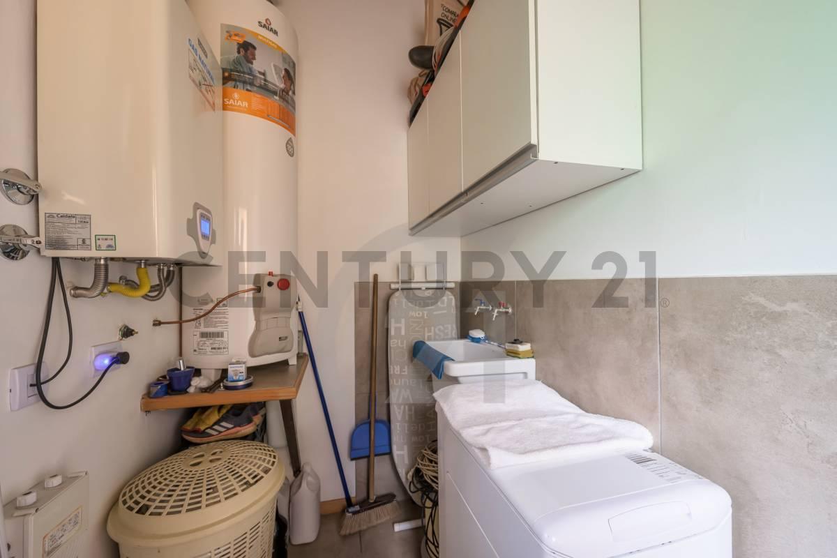 Foto de VENTA CASA SAN MARTIN DE LOS ANDES . BARRIO KALEUCHE, imagen 4