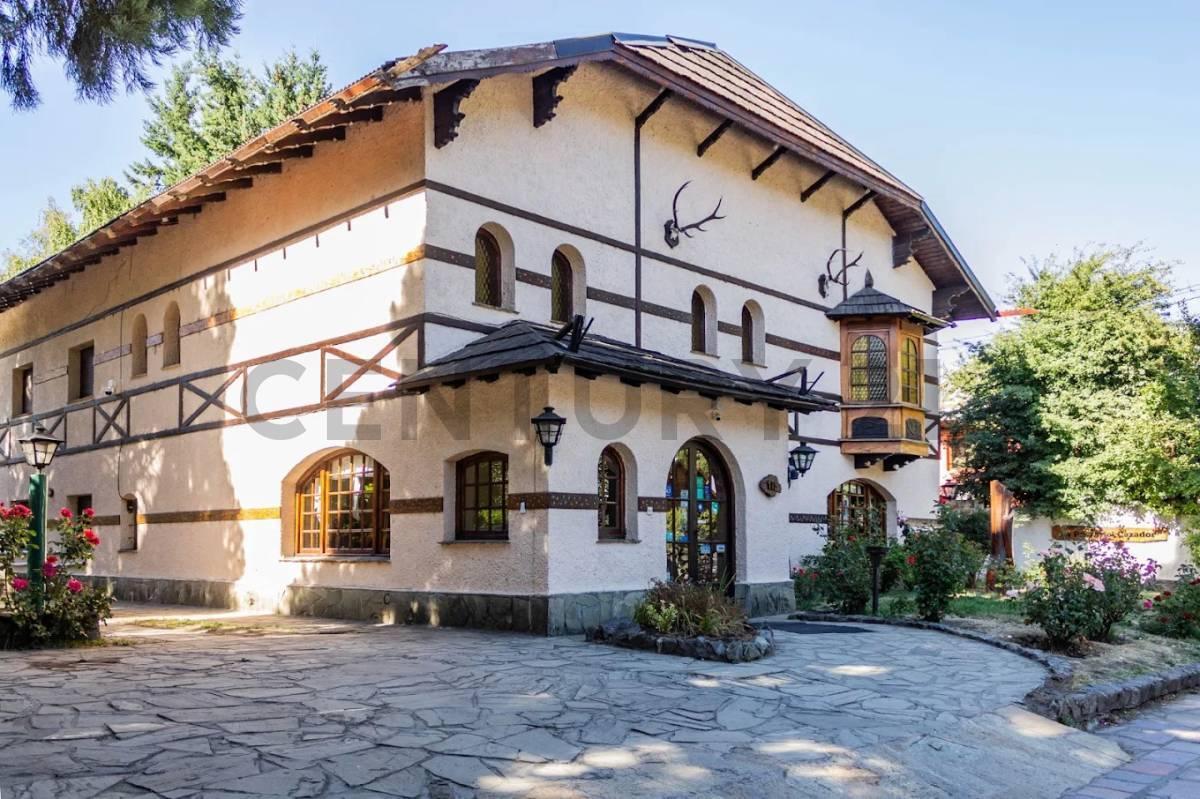 Foto de VENTA HOSTERÍA – ÍCONO DE SAN MARTÍN DE LOS ANDES A METROS DEL LAGO, imagen 1