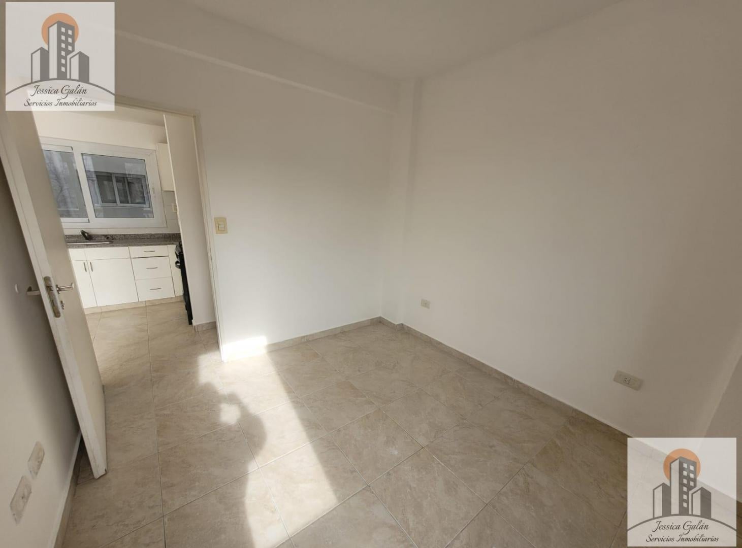 Foto de ALQUILER | Departamento de un dormitorio. Barrio Santa Genoveva, imagen 2