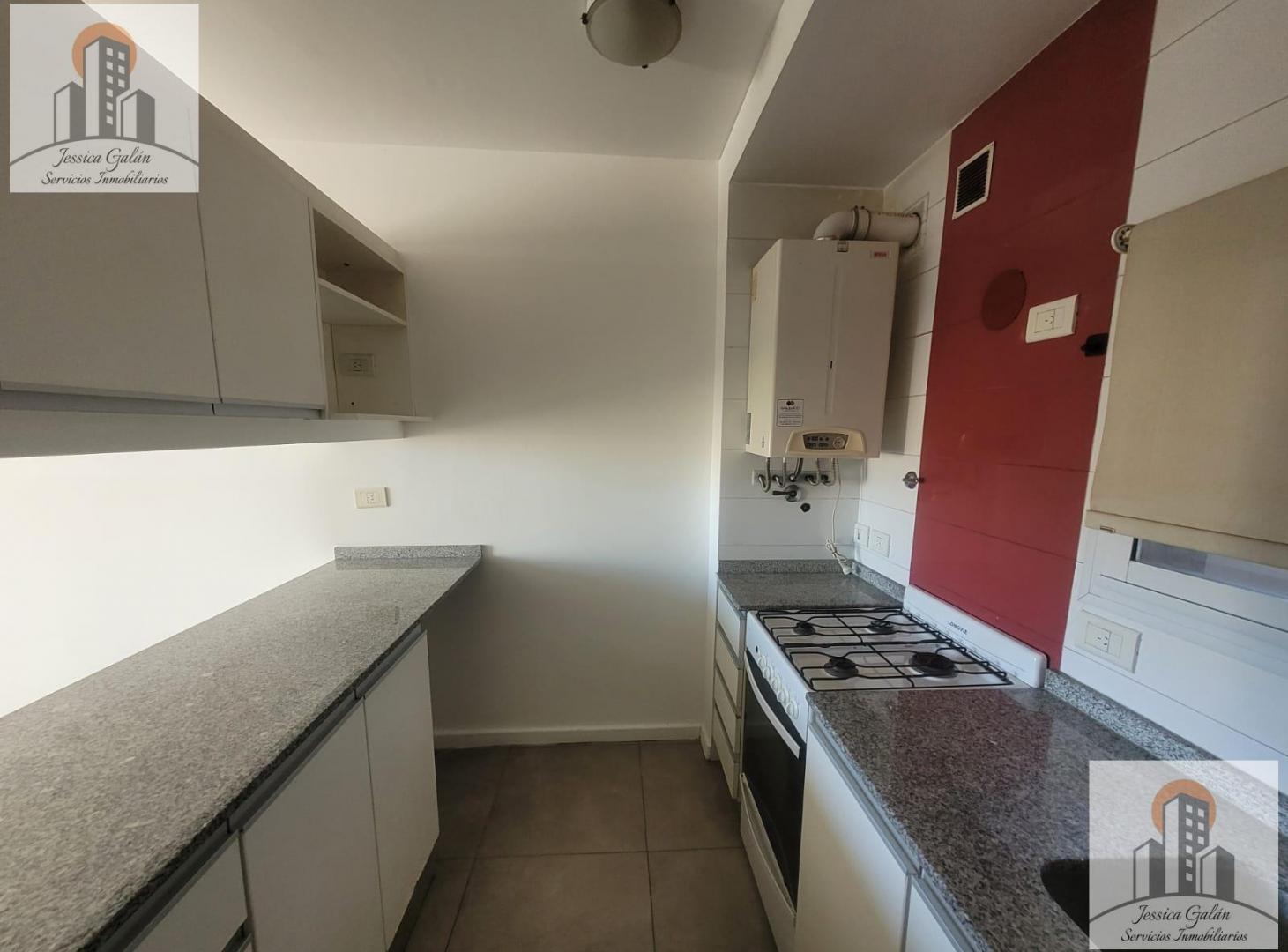Foto de ALQUILER Departamento de un dormitorio con balcón. Nivel gerencial. San, imagen 3