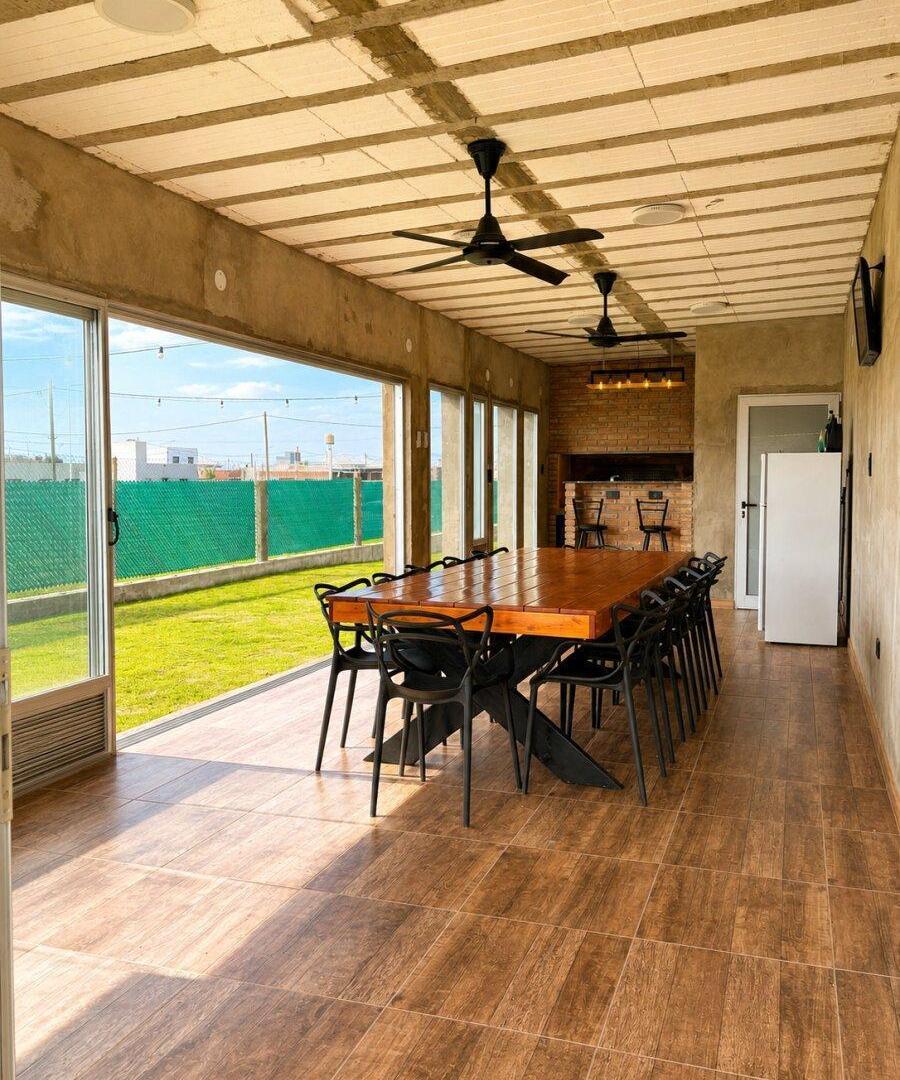 Foto de Casa con Quincho y Pileta. Timbues., imagen 2