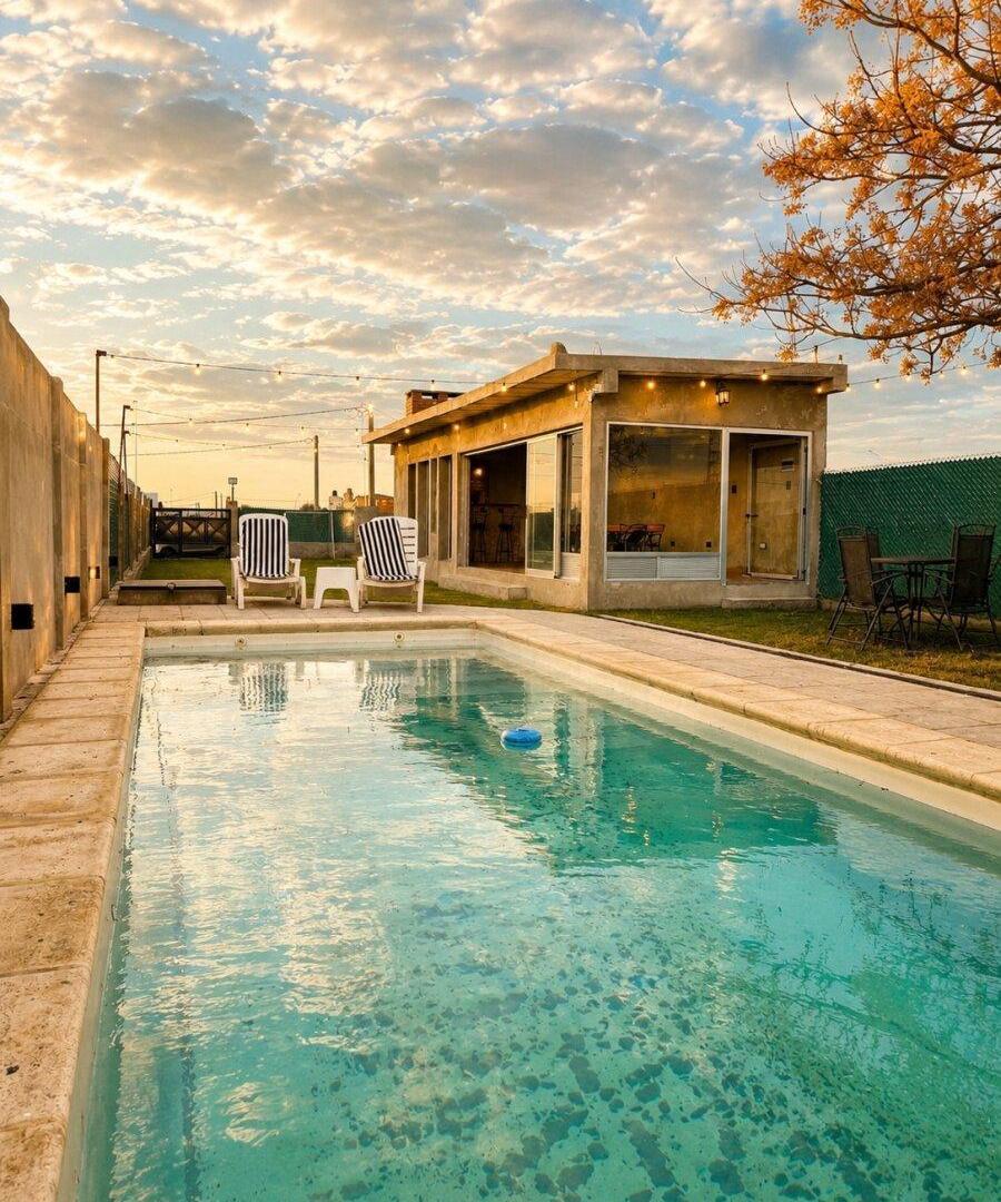 Foto de Casa con Quincho y Pileta. Timbues., imagen 1