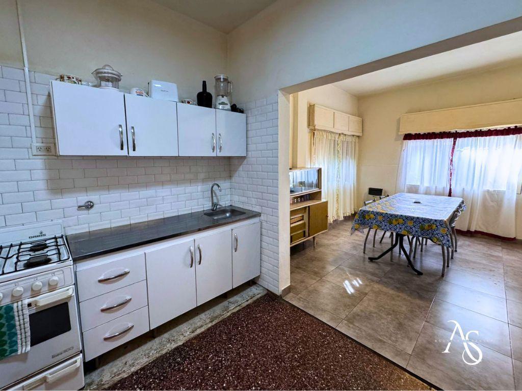 Foto de CASA en VENTA - APTO CREDITO- en VILLA TESEI Hurlingham, imagen 5