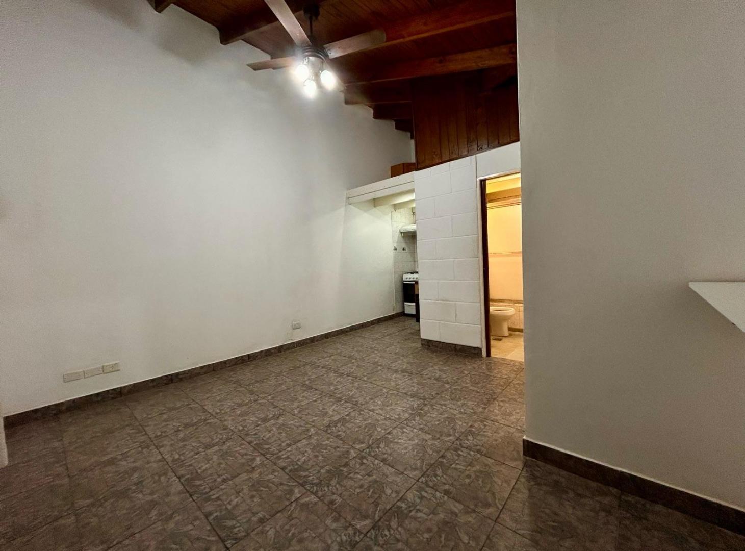 Foto de PH 2 AMBIENTES CON PATIO EN SAN MIGUEL, imagen 4
