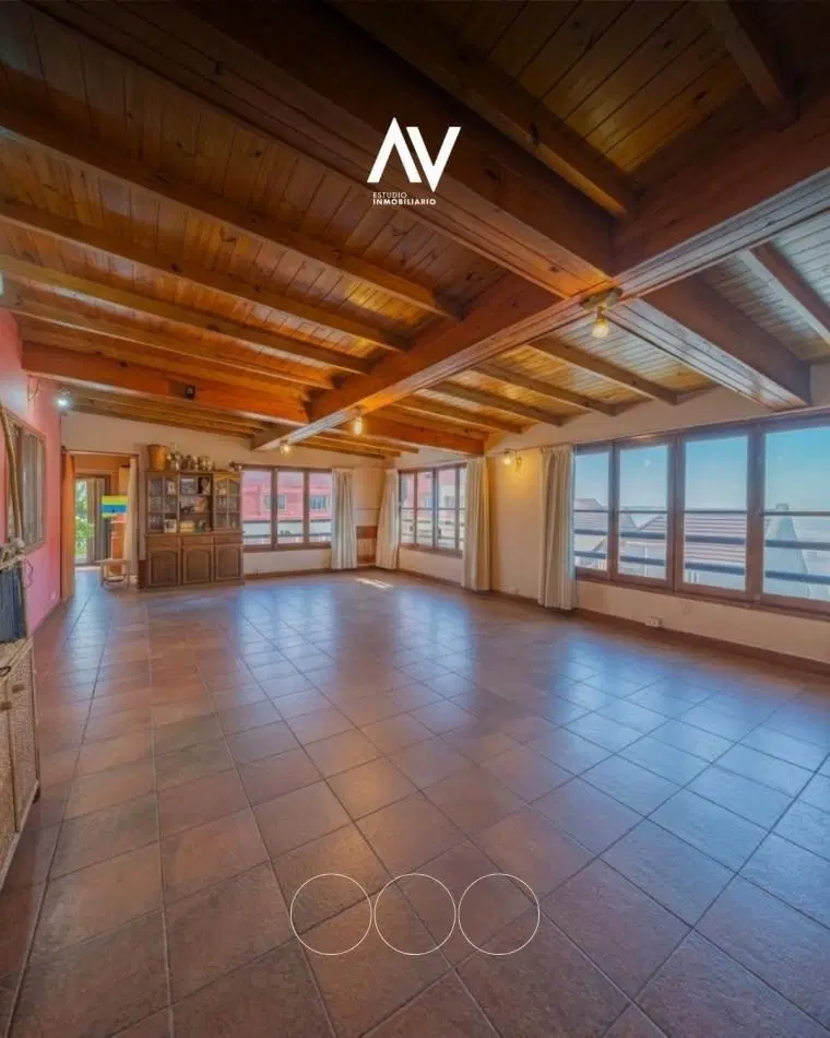 En venta! Casona ideal para Hotel o remodelar. 2