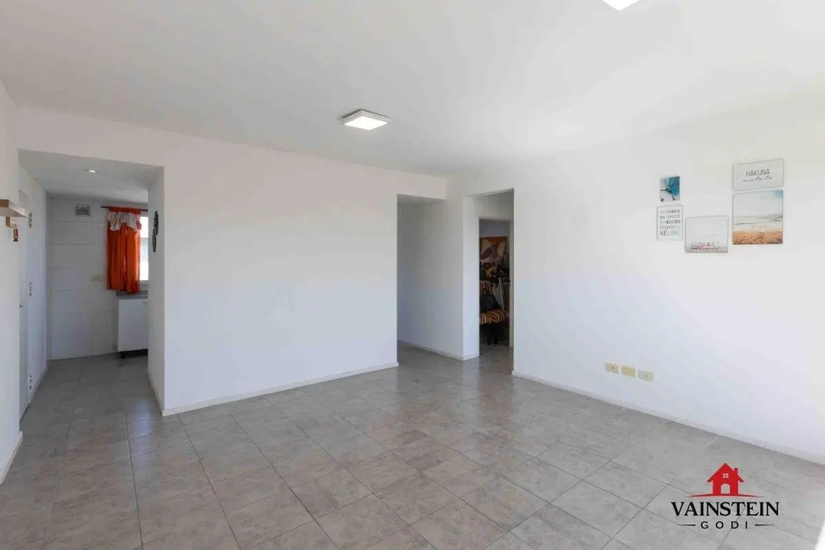 Oportunidad de Inversión - 4 Ambientes en Canning con Renta Activa 5