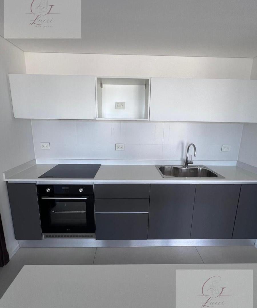 Foto de Departamento en Alquiler en Trade Tower, Neuquén Capital, imagen 1