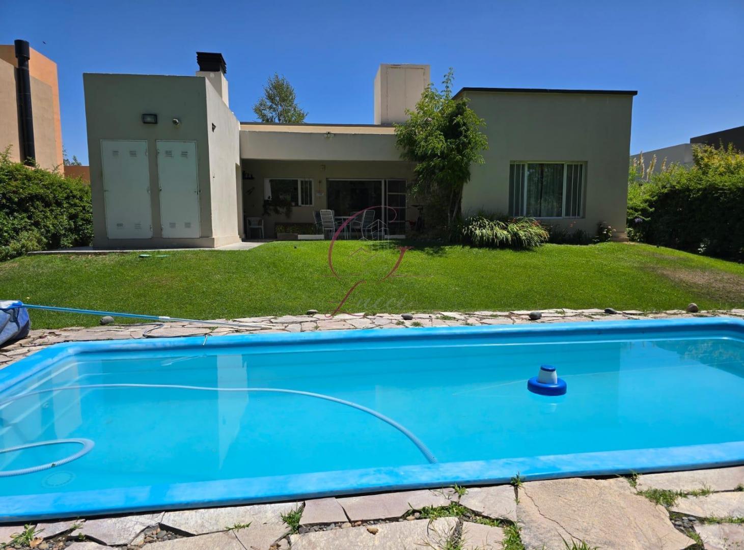 Foto de Casa en Venta en Barrio Privado La Zagala, Neuquén Capital, imagen 3