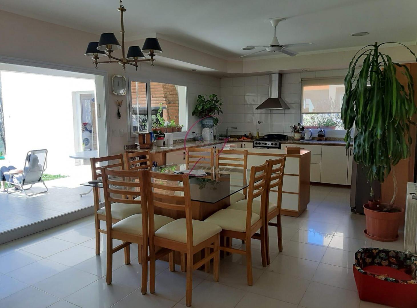 Foto de Casa en Venta en Barrio Privado La Zagala, Neuquén Capital, imagen 5
